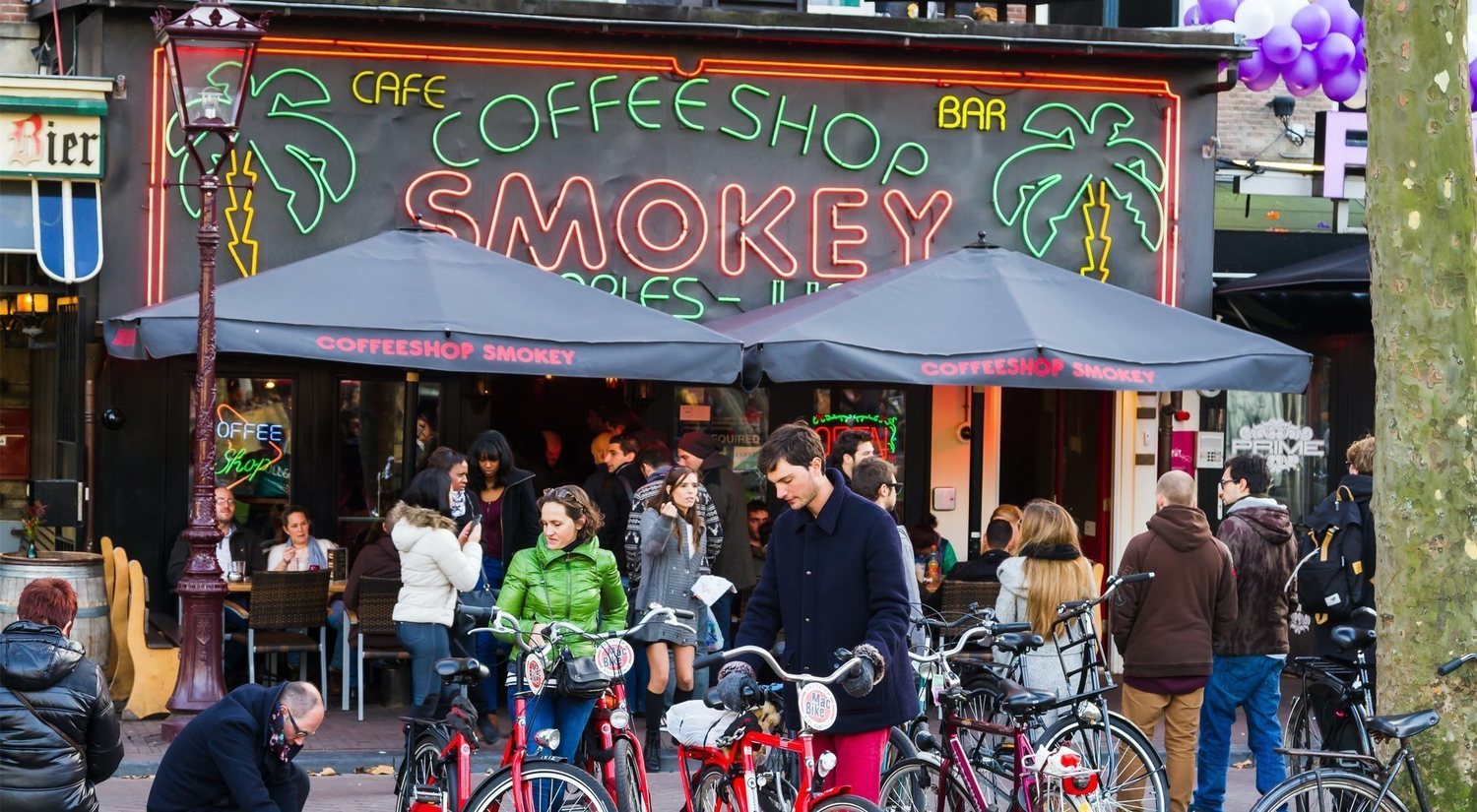 Ámsterdam y el encanto de los coffee shop