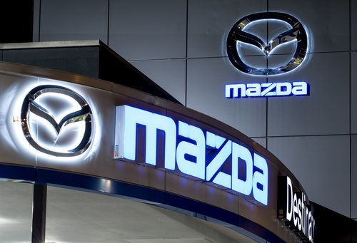 Mazda dominó los primeros años de la competición, con cuatro títulos seguidos.