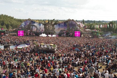 El escenario de 2011 volvía a las 'raíces' de Tomorrowland