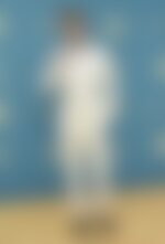 Andrew Garfield con un traje blanco Zegna, imagen de sustitución