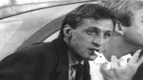 Johan Cruyff, fumador compulsivo de jugador y también de entrenador