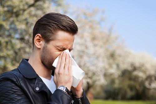 La primavera puede convertirse en la peor estación del año si eres alérgico.