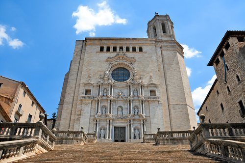 La catedral de Girona fue empleada por HBO para recrear el Septo de Baelor.