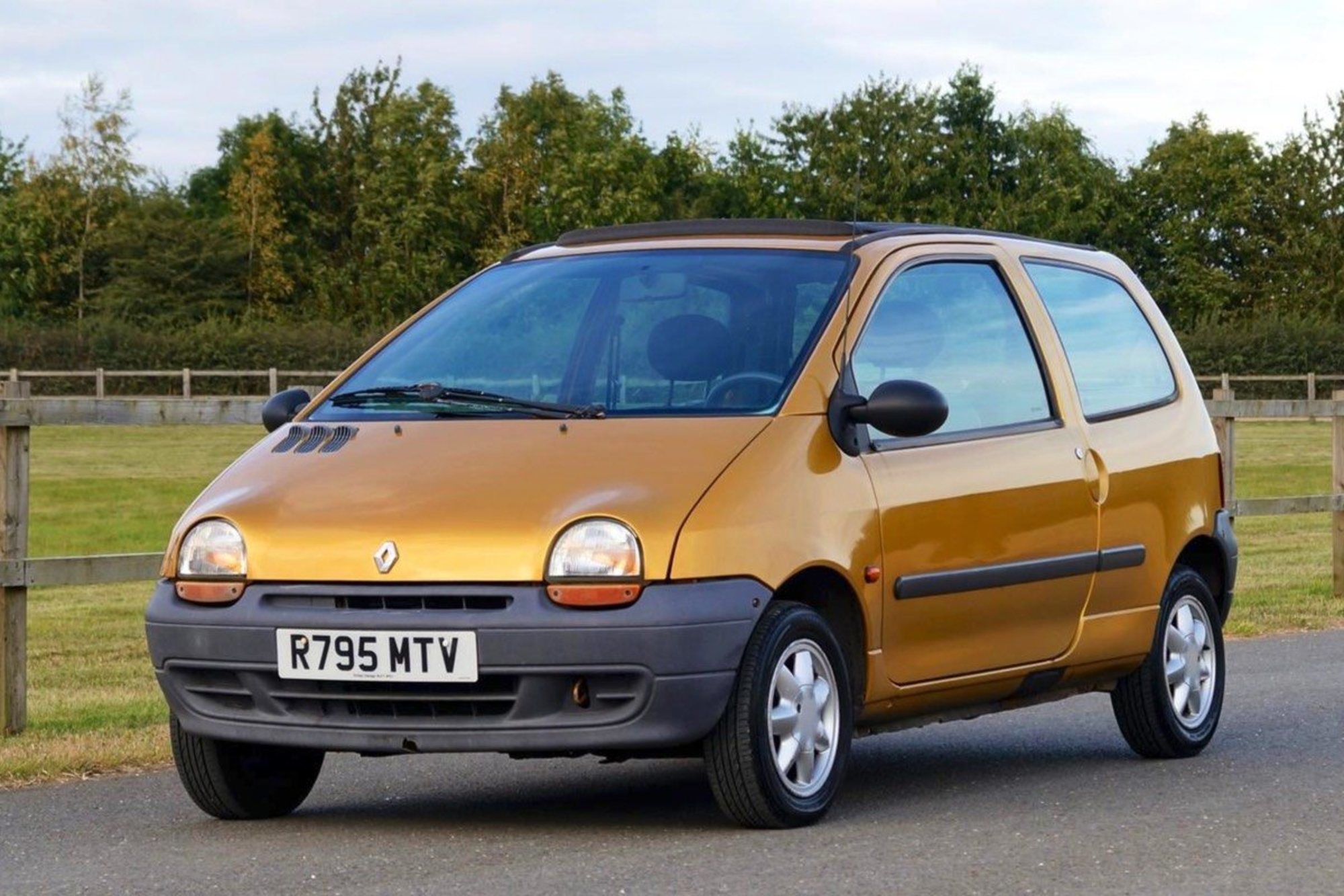 Рено твинго. Renault Twingo i. Renault Twingo 1.1. Renault Twingo, 1996. Рено Твинго 1996.