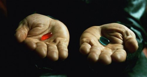 Según la periodista Andrea Long Chu, la pastilla roja se parecía al estrógeno 0.625-mg, administrado a las personas 'trans' durante los noventa.
