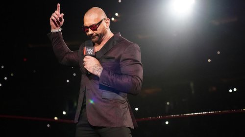 Última imagen de Batista sobre el ring tras WrestleMania XXXV.