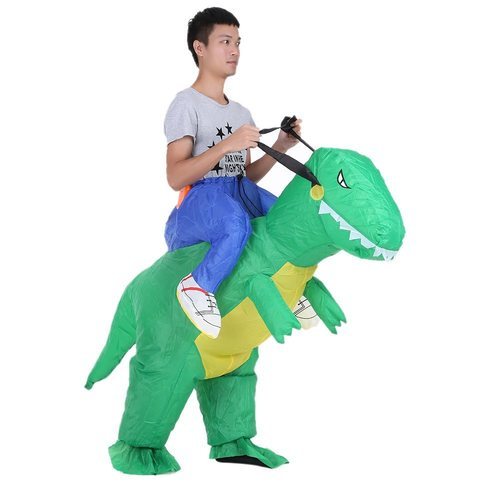 ¿Te atreverías a subirte encima de un dinosaurio?